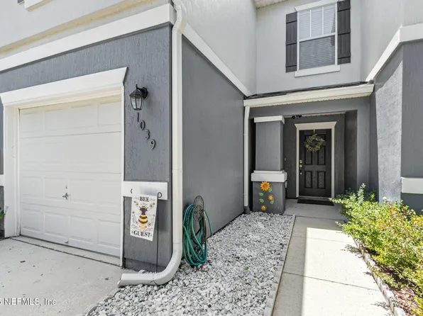 1039 N BLACK CHERRY Drive, St. Johns, FL 32259