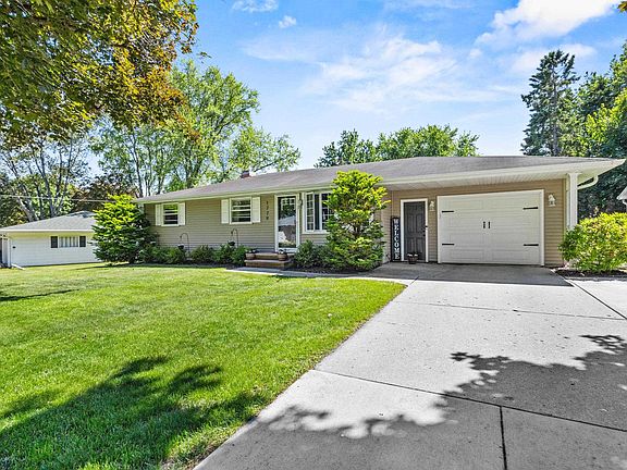 4th image of 1779 Asbury Cir