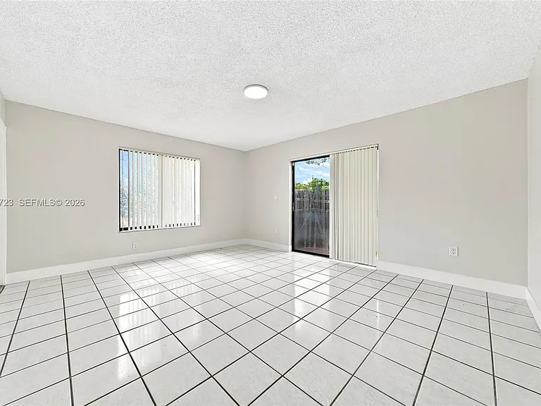 20117 SW 88th Ct — Photo 8