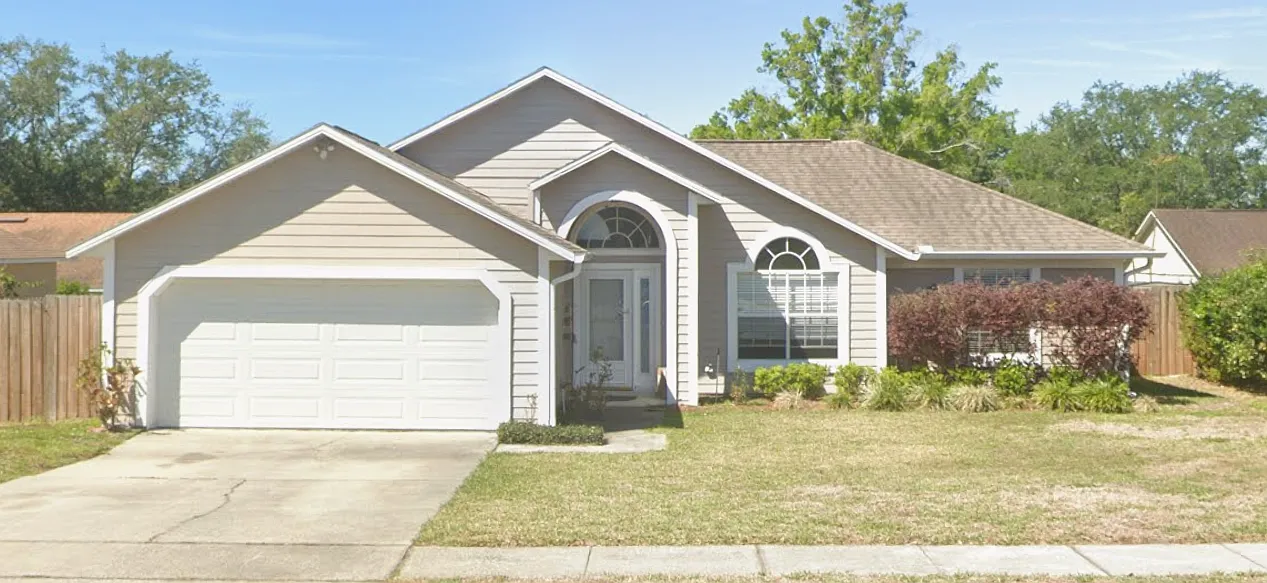 3 bed, 1710 sqft, $2,450 — Photo 1