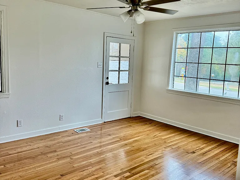 6404 Brentwood Rd — Photo 4