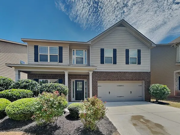 1048 Regency Dr, Lawrenceville, GA 30044