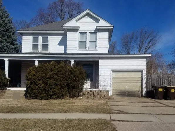 203 E 10th St, Rock Falls, IL 61071
