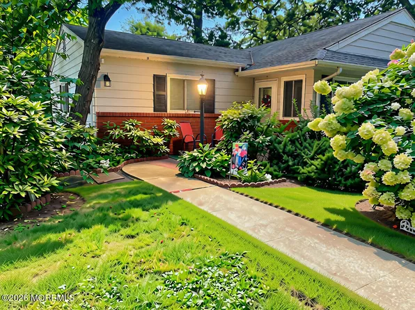 3 B Swan Street, Manchester, NJ 08759
