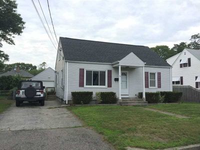 94 Dawson St, Pawtucket, RI, 02861