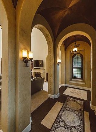 Beautiful entrance as you walk in the front door.