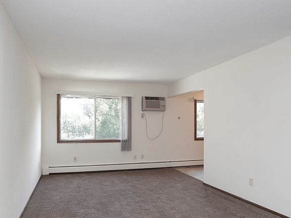 5th image of 1440 10th Ave #203