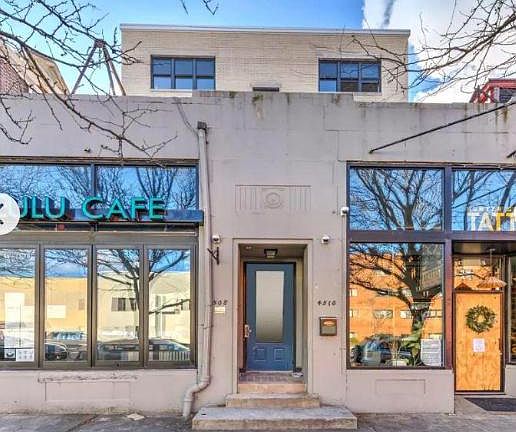 4th image of 4508-10 Walnut St #302