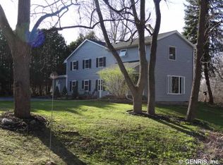 1820 Schlegel Rd, Webster, NY 14580