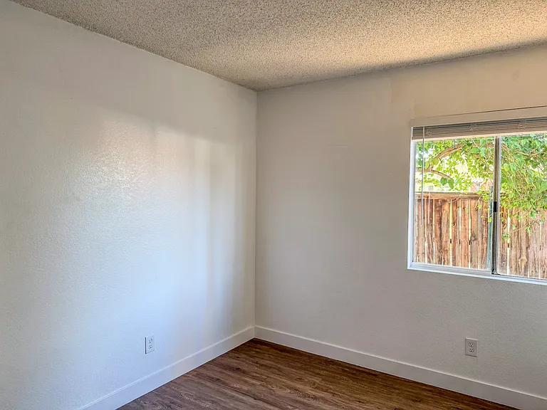 15776 Bluechip Cir — Photo 9