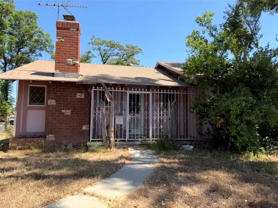 1st image of 21053 Baltar St