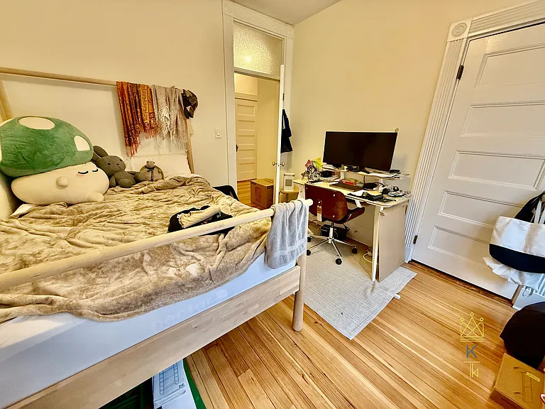 10 Park St #1 — Photo 13
