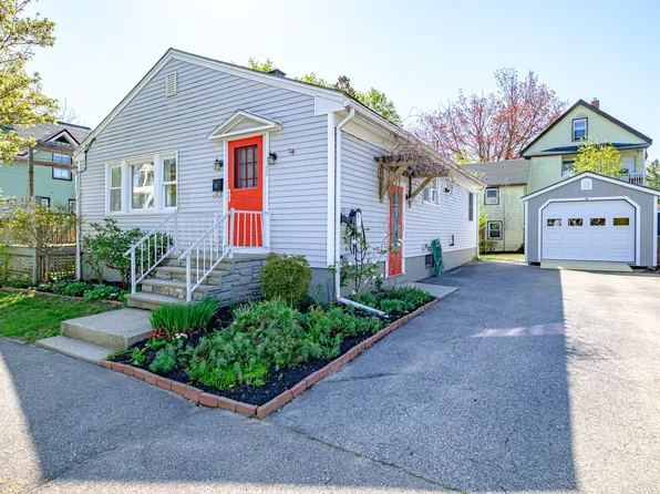 32 Chapel Street, South Portland, ME 04106