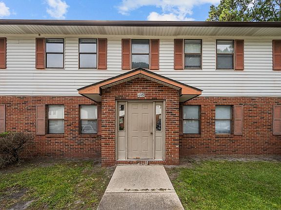 2nd image of 109D Ravenwood Dr