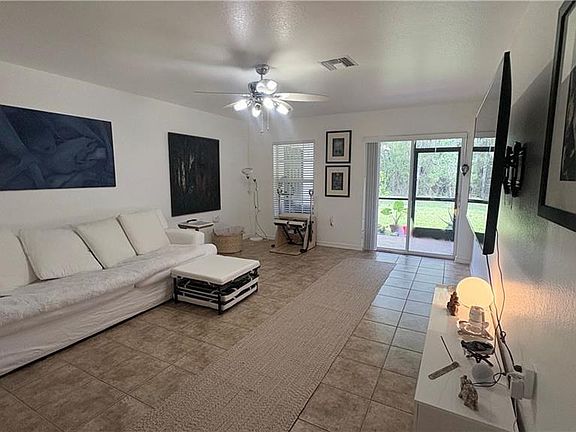 4th image of 9064 Gervais CIR #105