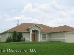 1421 NE 13th Ter, Cape Coral, FL 33909
