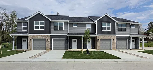 Floor plan Three Bedroom TH, slab, 1 car