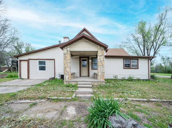 343 S Howard, Howard, KS 67349