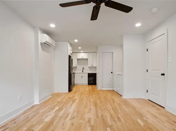 501 Peniston St Unit 8, New Orleans, LA 70115