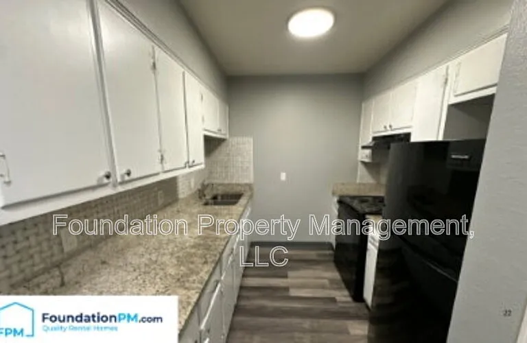 1283 E Raines Rd #14 — Photo 5