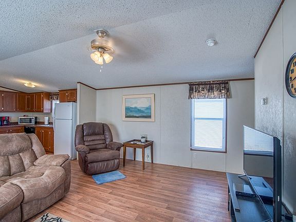 4th image of 1828 S Redbud St #A-b