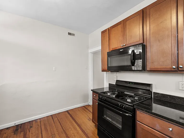 710 Westgate Ave #3 — Photo 18