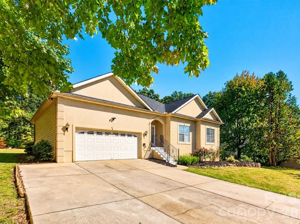 6160 Neptune Dr, Denver, NC 28037