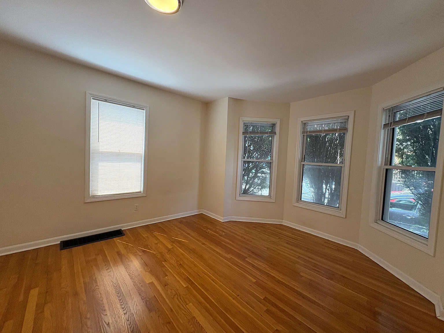 2 bed, $2,800 — Photo 2