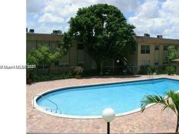 2530 NW 39th Way APT 102