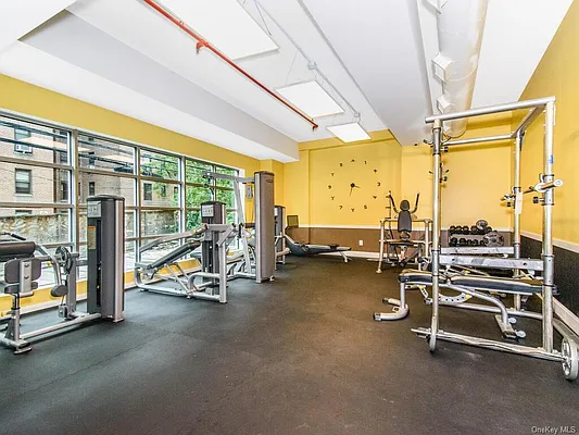 Sold by Re/Max In The City | media 38