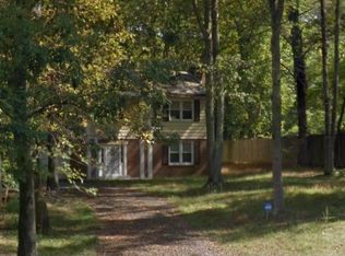 8211 Riverside Rd, Alexandria, VA 22308