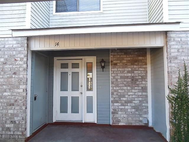 1st image of 382 Fairway Dr