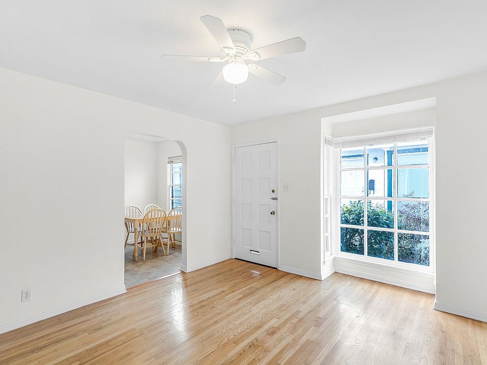 1st image of 1222 23rd St #B