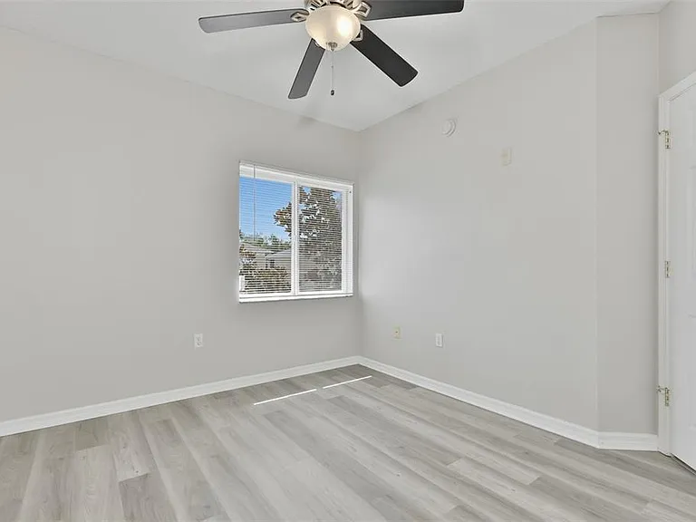 6437 Cypressdale Dr #201 — Photo 15