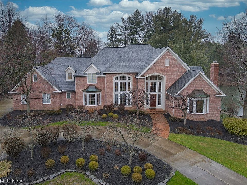 1st image of 32765 Brighton Park Blvd