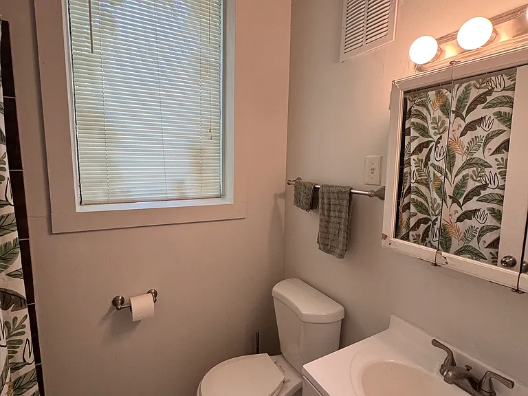 1057 W Belden Ave #3A — Photo 21