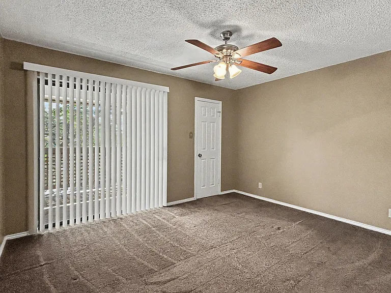 12446 Starcrest Dr #312 — Photo 4