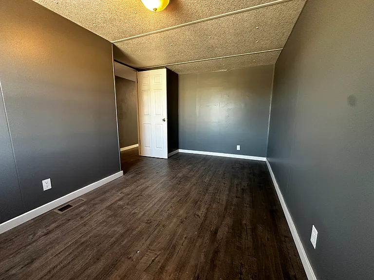 Bedroom2