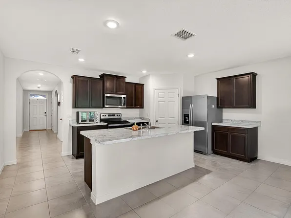 5307 Entertainment Way, Fort Pierce, FL 34947