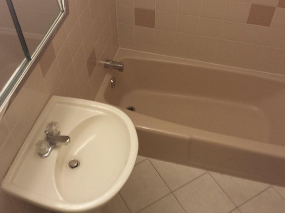 5th image of 9215 Susy Ln APT 1E