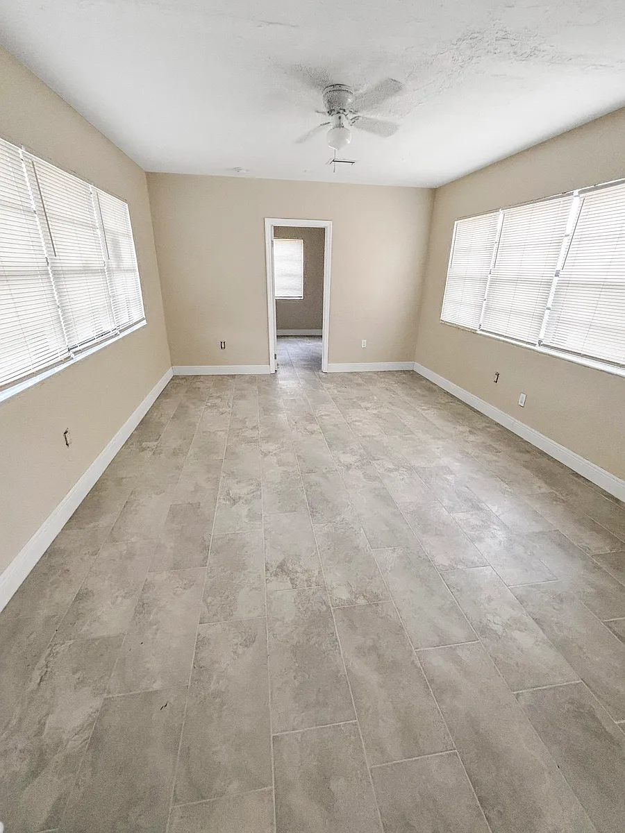 Building Photo - 3045 NW 68th St