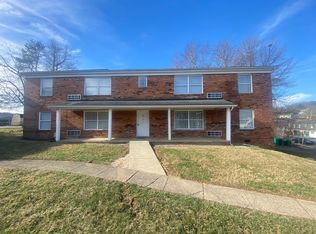 5381 Big Tyler Rd APT 101, Cross Lanes, WV 25313