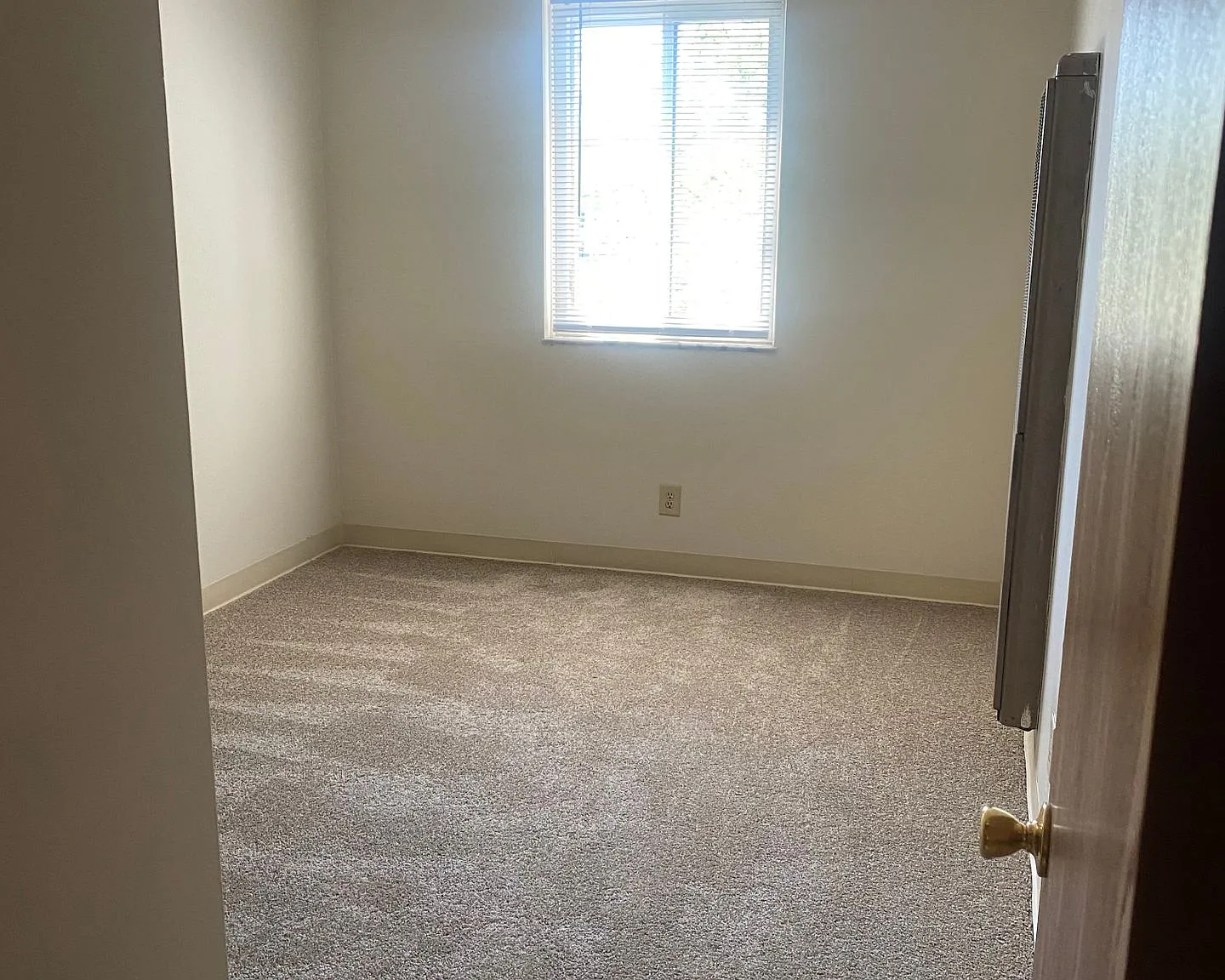 1515 Northwest Apartments — Photo 4