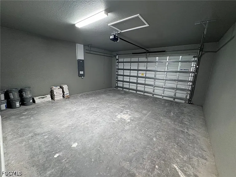 1305 Andover Dr — Photo 4