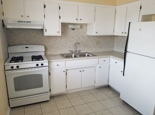 Stickney 6921-6925, Berwyn, IL 60402