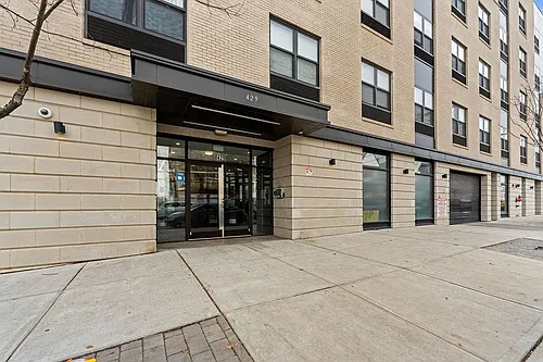 429 Bergen Ave Photo 1