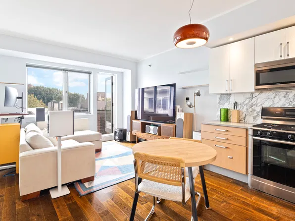 100 Maspeth Avenue image 1 of 19