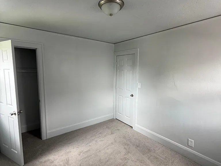 14720 Winthrop St #1 — Photo 8