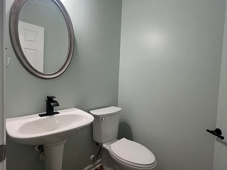 2501 Southhaven Ln — Photo 20