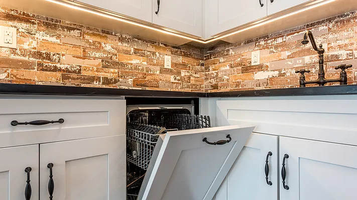 Rented by Nooklyn NYC LLC | media 63